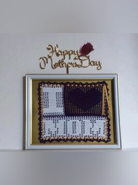 Handmade I ❤️ MOM  Mother’s Day Personalized BIRTHDAY Gift